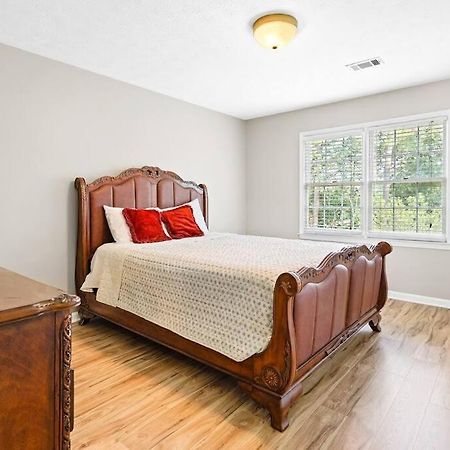 Lovely 5Bed, 3-Fullbath ! 5Min To Free Way I-85 Lawrenceville Extérieur photo