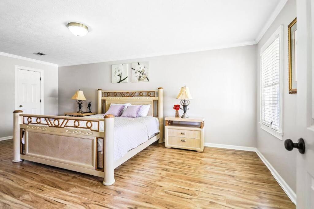 Lovely 5Bed, 3-Fullbath ! 5Min To Free Way I-85 Lawrenceville Extérieur photo