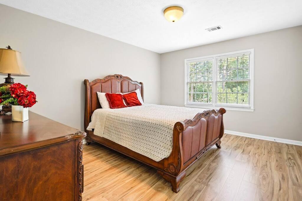 Lovely 5Bed, 3-Fullbath ! 5Min To Free Way I-85 Lawrenceville Extérieur photo