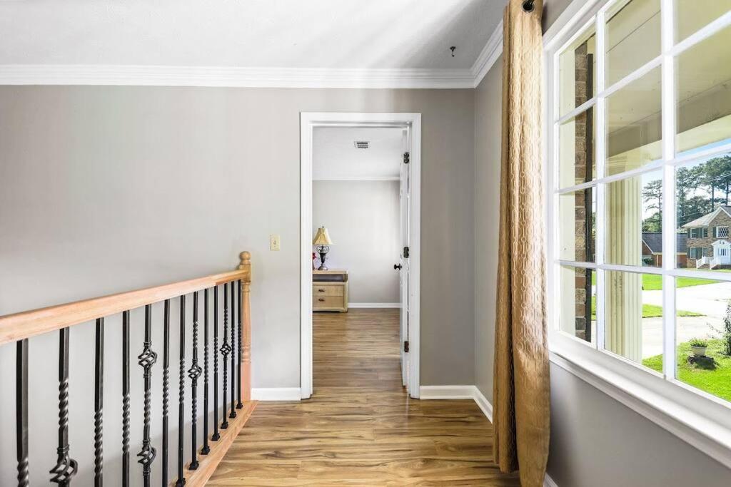 Lovely 5Bed, 3-Fullbath ! 5Min To Free Way I-85 Lawrenceville Extérieur photo