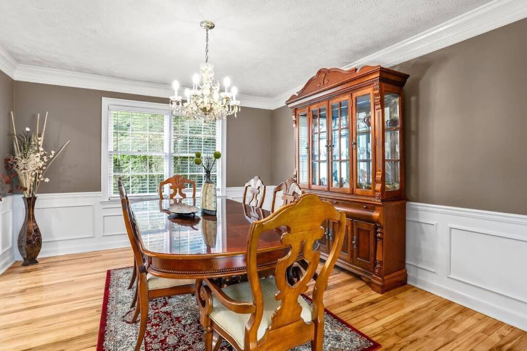 Lovely 5Bed, 3-Fullbath ! 5Min To Free Way I-85 Lawrenceville Extérieur photo