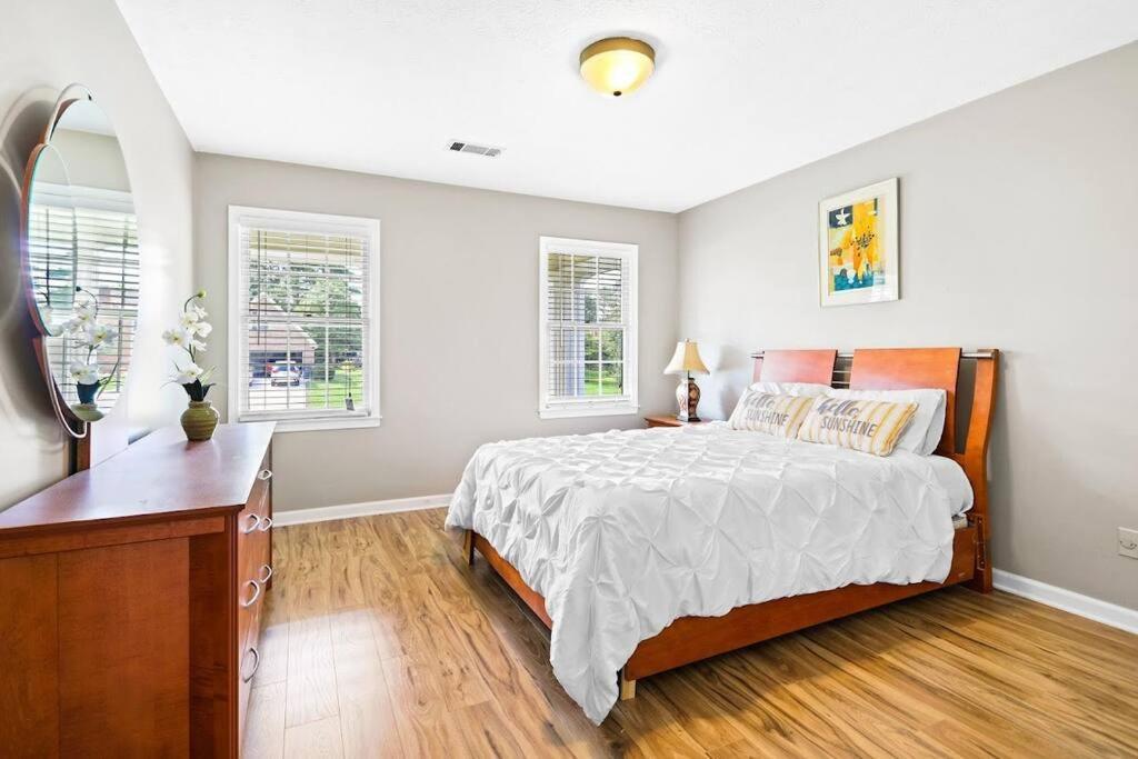 Lovely 5Bed, 3-Fullbath ! 5Min To Free Way I-85 Lawrenceville Extérieur photo